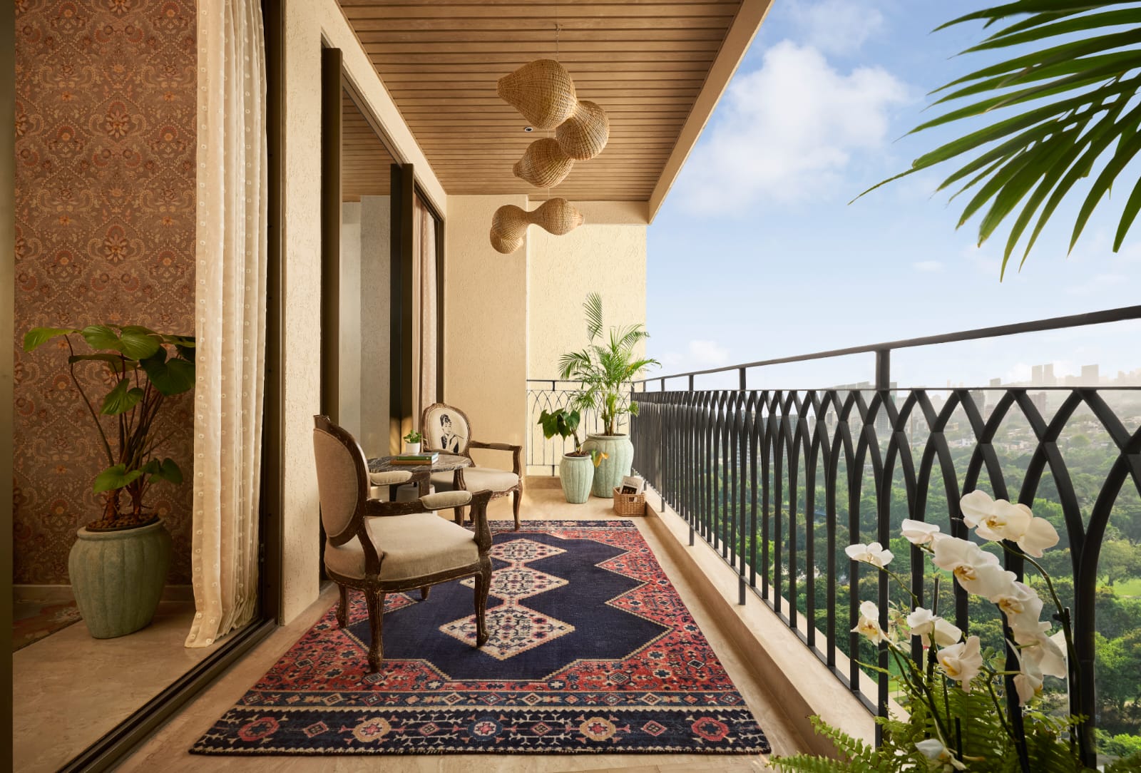 Maitri Park, Chembur - Luxury 2, 3 & 4 BHK Starting @ ₹4.10 cr*
