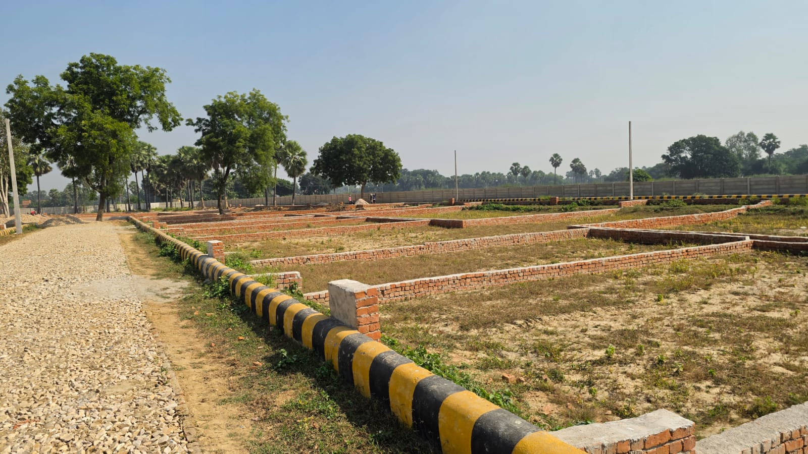 Plot for sale in Lucknow–Kanpur Road Starting @ ₹16.5 Lac*