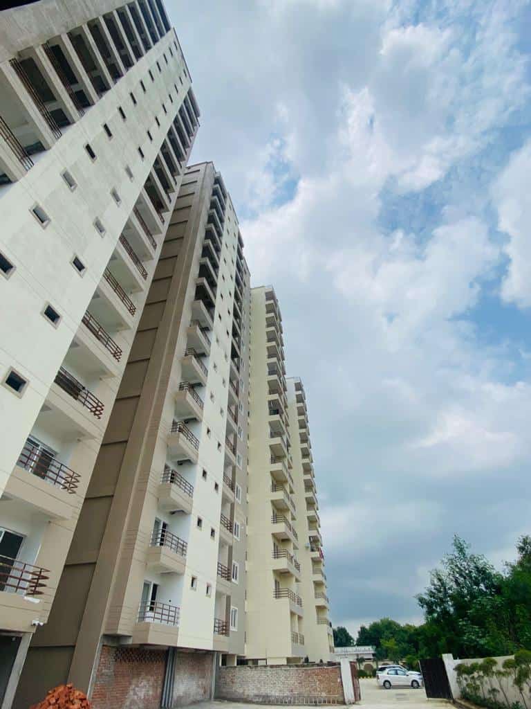 2 BHK flat on Raebareli road Lucknow