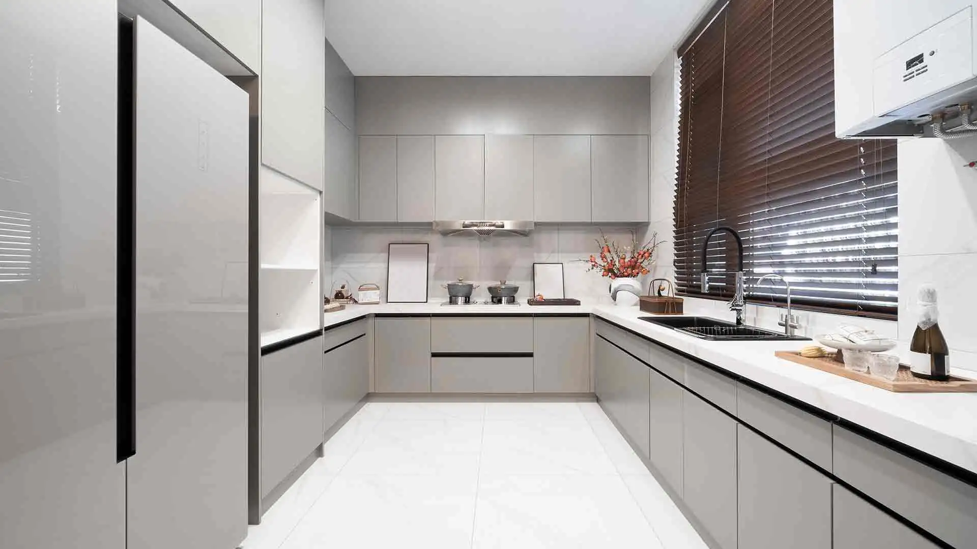 Adani Realty Ten BKC - 3, 4, & 5 BHK Luxury Apartments